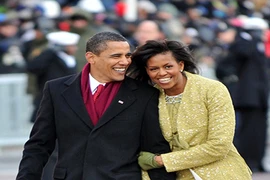 Loạt ảnh tình cảm của vợ chồng cựu Tổng thống Obama