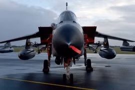 Đức điều thêm 4 máy bay trinh sát Tornado đánh IS