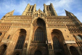 Những công trình kiến trúc cao nhất thế giới theo thời gian