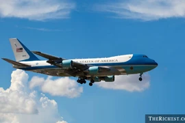 10 sự thật bất ngờ về Không lực Một chở Tổng thống Mỹ 