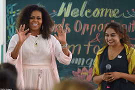 Những hoạt động đặc biệt của cựu Đệ nhất phu nhân Mỹ vừa đến Việt Nam