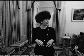 Ảnh hiếm về bà Clinton khi còn là Đệ nhất phu nhân Mỹ