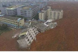 Hiện trường lở đất ở Trung Quốc khiến 27 người mất tích