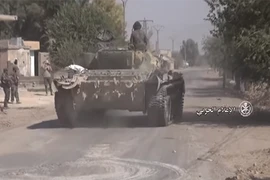 Video: Quân đội Syria đánh đuổi IS ở Nam Deir Ezzor