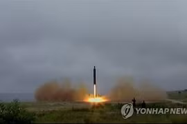 Triều Tiên vừa phóng thử tên lửa đạn đạo