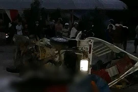 Hai xe tải tông nhau kinh hoàng, một tài xế tử vong trong cabin