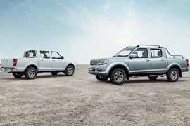 Peugeot ra mắt bán tải “Tàu” siêu rẻ chỉ hơn 200 triệu