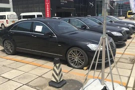 Dàn xế sang tiền tỷ Mercedes S-Class Brabus "vứt không" tại TQ