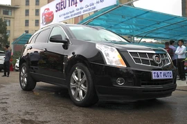 Cận cảnh crossover Cadillac SRX giá 1,4 tỷ tại Việt Nam