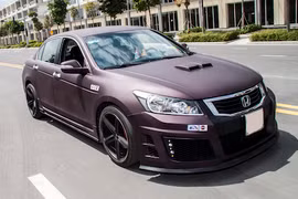 Honda Accord cũ “biến hình” siêu ngầu nhờ tay thợ Việt