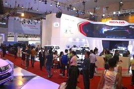 Triển lãm ôtô Việt Nam 2016 chính thức khai màn