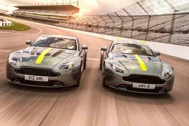 Bộ đôi siêu xe Aston Martin “khủng” giá từ 2,85 tỷ