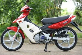 Soi "xế nổ" huyền thoại Suzuki FX125 tại Việt Nam