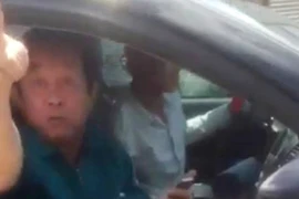  Trung tướng về hưu xúc phạm cảnh sát giao thông