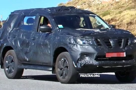 Nissan Navara SUV bản thử nghiệm lần đầu “xuống phố"
