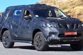 Nissan Navara SUV bản thử nghiệm lần đầu “xuống phố"