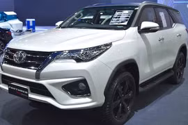 "Soi" Toyota Fortuner bản thể thao giá từ 1,08 tỷ đồng