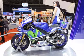 Xe đua của nhà vô địch MotoGP 2015 đến Việt Nam