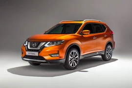 “Soi” Nissan X-Trail 2017 với khả năng tự lái