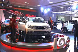 Isuzu Việt Nam mang dàn “xế hộp địa hình” đến VMS 2016 