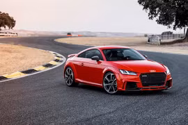 Audi TT RS 2018 giá 1,4 tỷ thách thức siêu xe