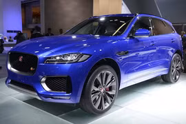 Jaguar ra mắt crossover hạng sang F-Pace giá 943 triệu 