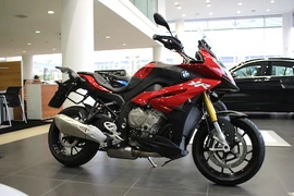 Cận cảnh BMW S1000XR adventure chính hãng tại Việt Nam