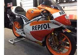 Xế nổ 2 kỳ Honda NSR250R SP độ siêu môtô "độc" tại VN