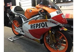 Xế nổ 2 kỳ Honda NSR250R SP độ siêu môtô "độc" tại VN