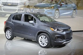 Cận cảnh crossover giá rẻ Chevrolet Trax 2017 vừa ra mắt