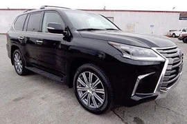 Lexus LX570 2016 “hàng ngoài” giá hơn 5 tỷ tại VN