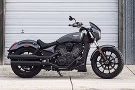 Victory ra mắt môtô thể thao Octane “giá mềm” đấu Harley