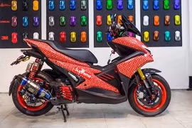 Yamaha NVX khoác áo Louis Vuitton "đỏ choé" tại Sài Gòn 