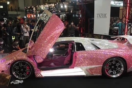 Dàn ôtô độ “siêu dị” tại triển lãm Tokyo Auto Salon 2016