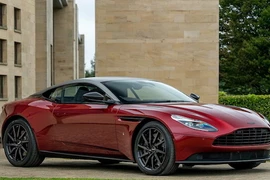 Siêu xe “hàng thửa” Aston Martin DB11 Henley Regatta
