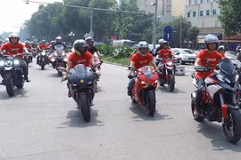 Hàng chục "xế khủng" Ducati dự sinh nhật D.O.C miền Bắc