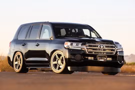 Toyota Land Cruiser độ siêu mạnh tới 2000 mã lực 