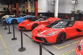 Đại gia Thượng Hải “show hàng” dàn siêu xe giá trăm tỷ