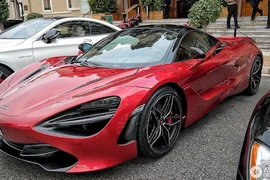 Siêu xe McLaren 720S đầu tiên lăn bánh ở Monaco