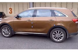Soi Kia Sorento 2016 về Việt Nam "đội giá" hơn 1,5 tỷ