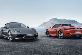 Cận cảnh mui trần “giá rẻ” 718 Boxster mới của Porsche