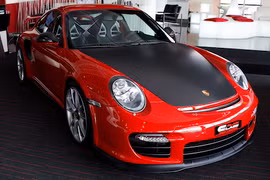 Siêu xe Porsche 911 GT2 "hàng lướt" trị giá 15,2 tỷ