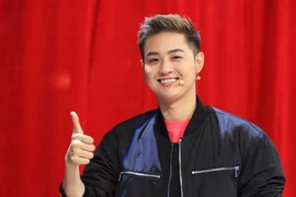 Thanh Duy Idol đáp trả gắt khi bị chỉ trích quá lố ở Ký ức vui vẻ