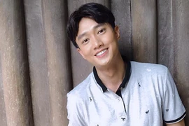 Quốc Trường vui vẻ mặc scandal lộ tin nhắn nhạy cảm