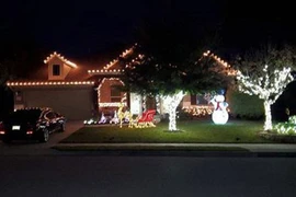 Quách Thành Danh trang trí nhà như cung điện đón Giáng sinh