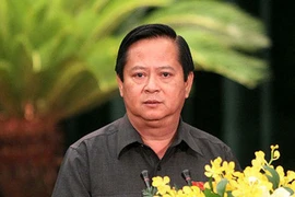 Quan lộ của cựu Phó chủ tịch UBND TP HCM Nguyễn Hữu Tín