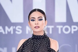 Ngồi ghế nóng Vietnam's Next Top Model, Mâu Thủy bị ném đá...vì sao?