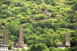 Những thị trấn nhỏ khiến bạn ngỡ lạc vào phim cổ trang 