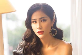 “Mỹ nhân Việt lộ ngực” gợi cảm tại Miss Earth 2019