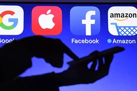 Facebook phải gỡ bỏ 215 fanpage vi phạm pháp luật Việt Nam